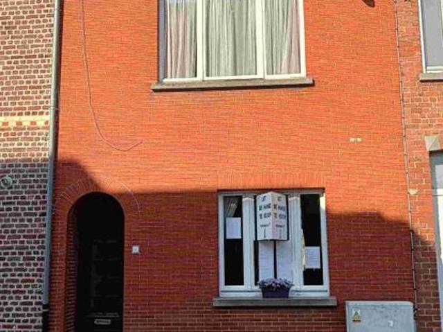 Huis rijwoning te koop in Marke dorp