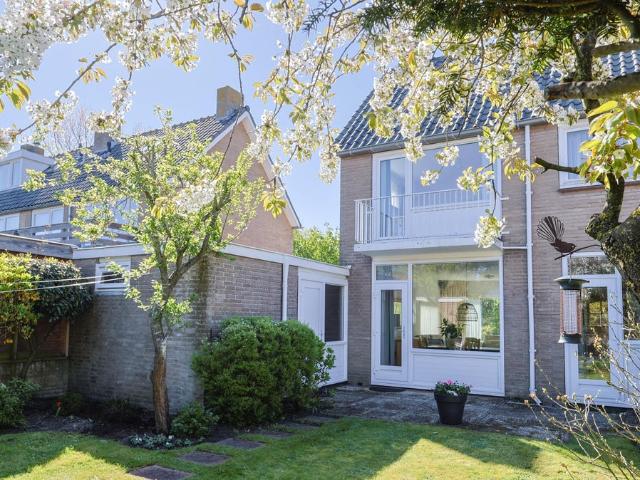 Huis te huur Cornelis van der Werffstraat 16 in Zandvoort voor € 2.750