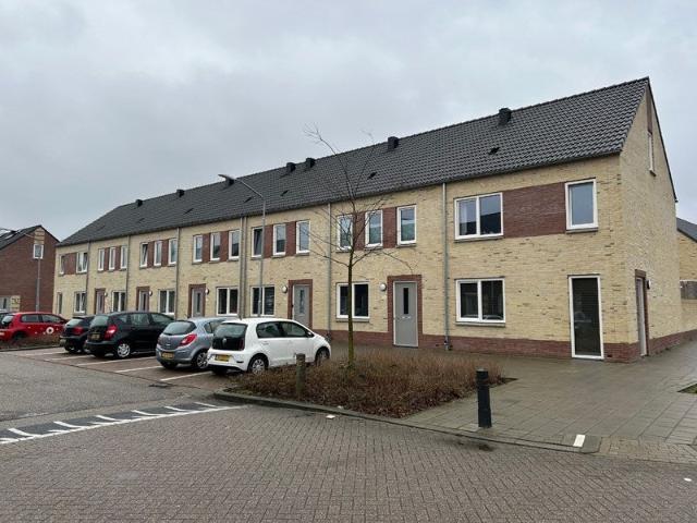 Huis te huur Bisschop Hoensbroeckstraat 21 in Venlo voor € 1.539