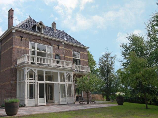 Huis te huur Buurtweg in Wassenaar voor € 8.950