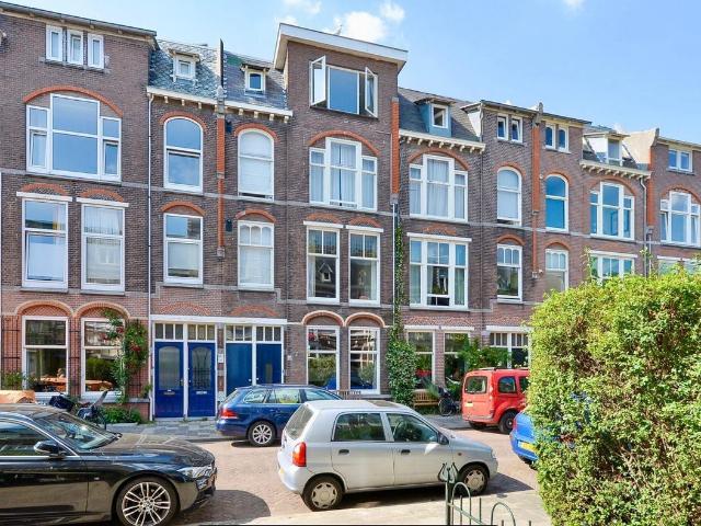 Huis te huur Galileïstraat in Den Haag voor € 2.800