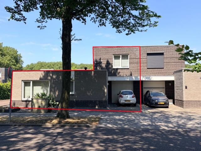 Huis te huur Geleen Noord, Dr. Nolenslaan in Geleen