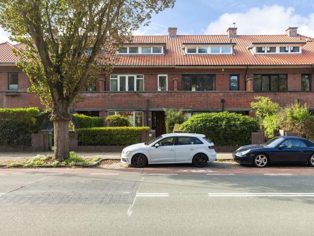 Huis te huur Doorniksestraat in Den Haag voor € 4.300