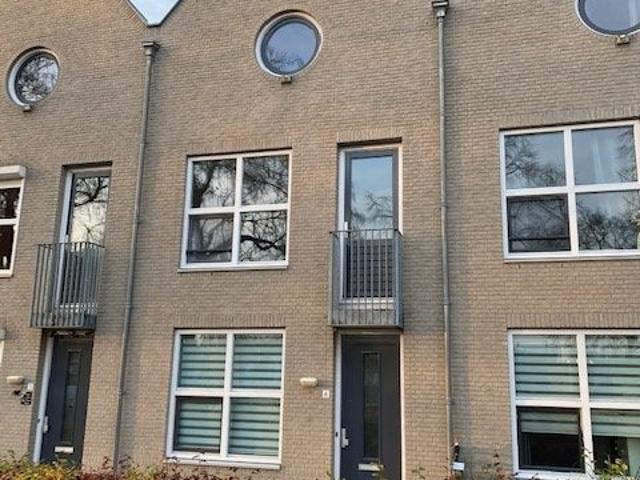 Huis te huur de Burcht in Helmond voor € 1.795