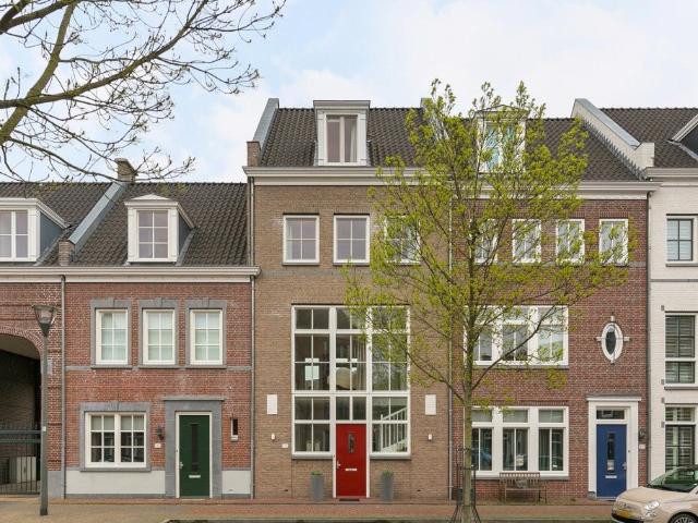 Huis te huur de Plaetse in Helmond voor € 2.200