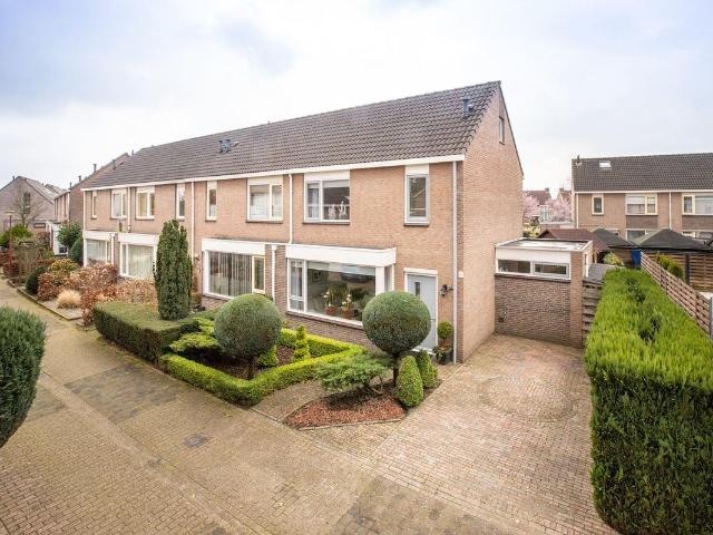 Huis te huur Dries in Rijsbergen voor € 1.750