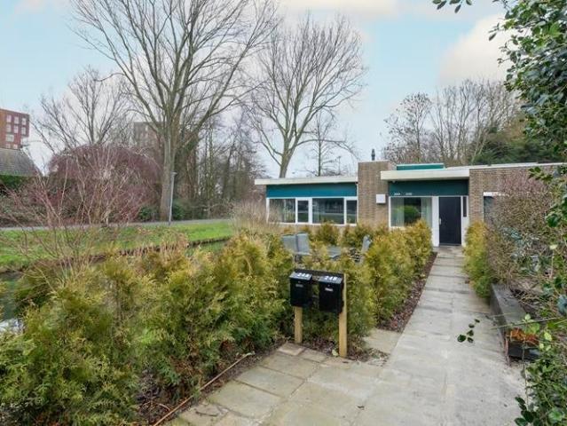 Huis te huur Koninginnelaan in Rozenburg voor € 2.295