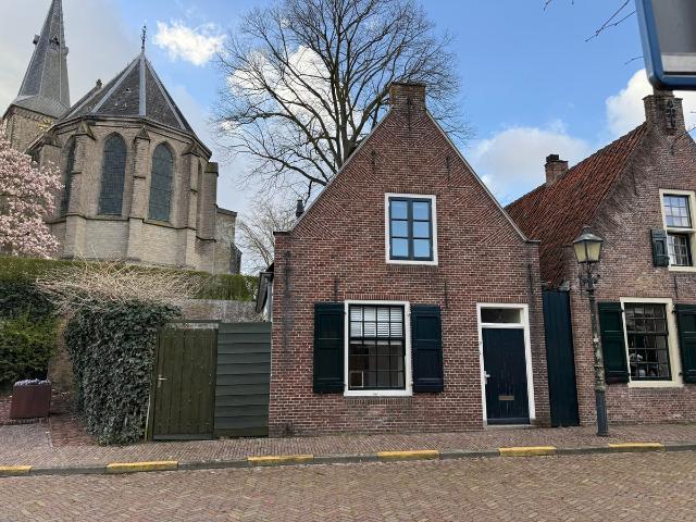 Huis te huur Kerkstraat in Nederhorst den Berg voor € 1.895