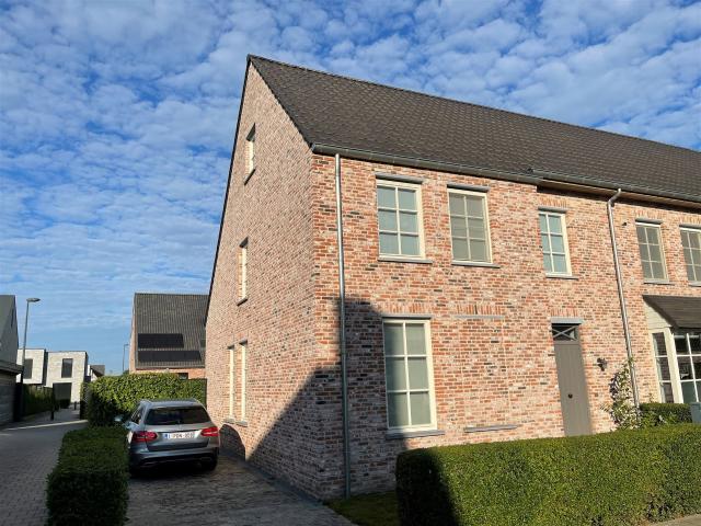 Huis te huur in Deerlijk met 3 slaapkamers