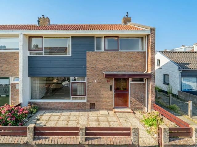 Huis te huur Irenestraat in Noordwijk voor € 2.350
