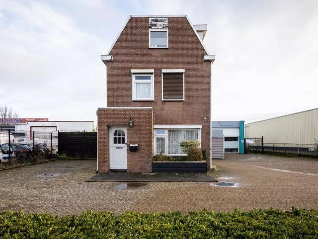 Te huur: Huis Oude Moerstraatsebaan in Bergen op Zoom
