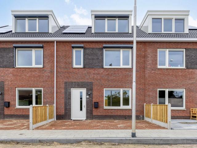 Huis te huur M.A. de Ruijterstraat in Sint Maartensdijk voor € 1.650
