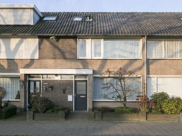 Huis te huur Noordzeelaan in Eindhoven voor € 1.995