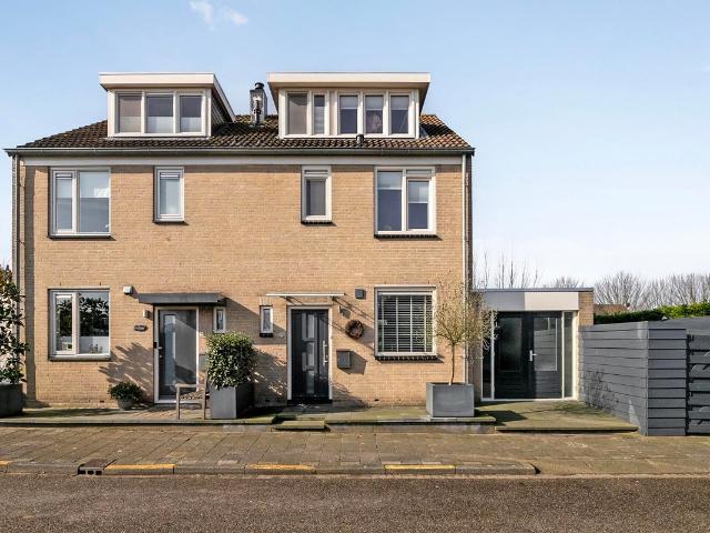 Huis te huur Straat Davis in Krimpen aan de Lek voor € 2.595
