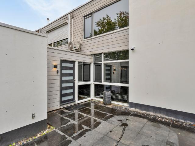 Huis te huur Strijlant 38 in Eindhoven voor € 2.350