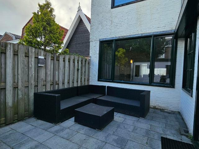 Huis te huur Prins Hendrikstraat in Zaandam voor € 1.980