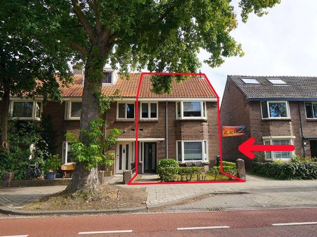 Huis te huur Roostenlaan in Eindhoven voor € 2.000