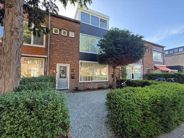 Huis te huur Rembrandtweg in Amstelveen voor € 4.800