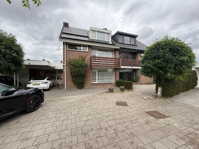 Te huur: Huis Warmelo in Eindhoven
