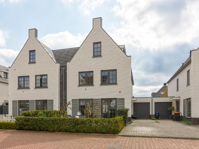 Huis te huur Wijkermeerhof 5 in Den Haag voor € 3.750