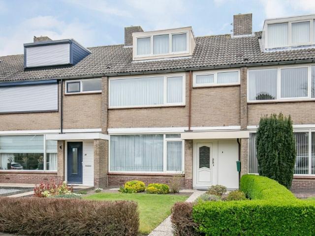 Huis te huur Tolhuislaan in Etten Leur voor € 1.700