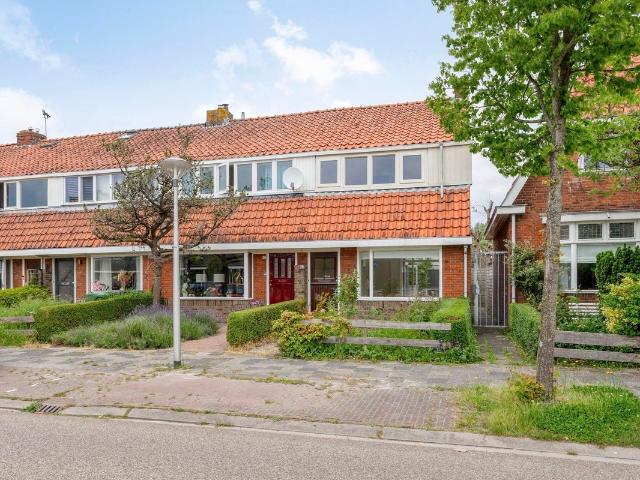 Huis te huur Tijnjedijk 45 in Leeuwarden voor € 1.146