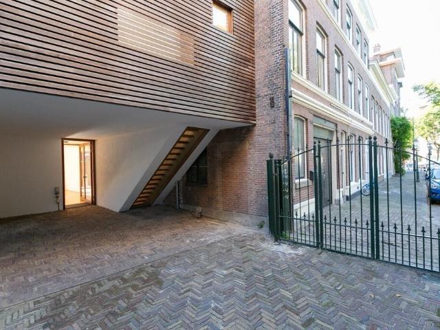 Huis te huur Vondelstraat 26 D in Den Haag voor € 3.600