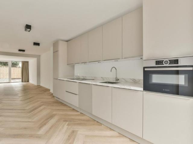 Huis te huur: Van Boshuizenstraat 439 1082 AR Amsterdam