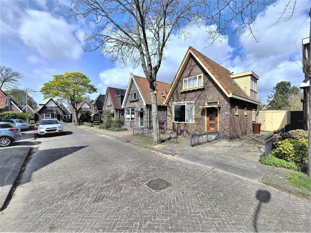 Huis te huur Van Zeggelaarstraat in Amsterdam voor € 2.750