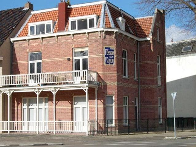 Huis te huur Zandberglaan in Breda voor € 4.500