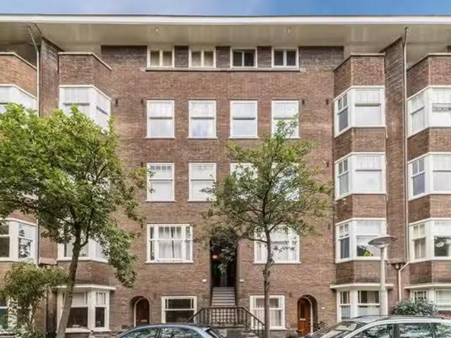 Huis te koop C. J. K. van Aalststraat 75 in Amsterdam voor € 8.