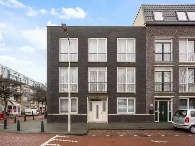 Huis te koop Ananasstraat 134 in Den Haag voor € 725.000
