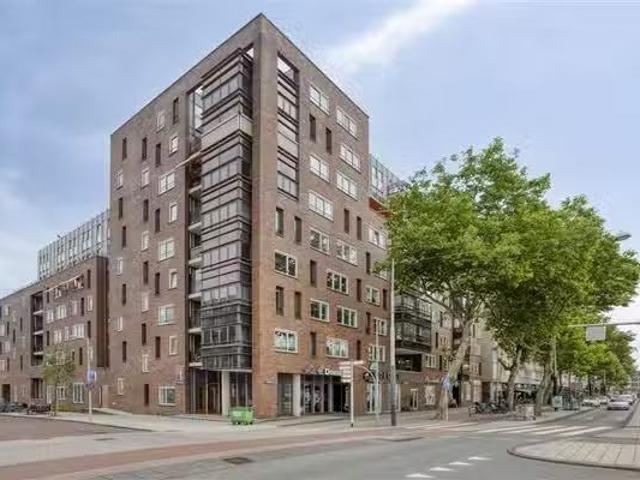 Huis te koop Burgemeester Van Leeuwenlaan 190 in Amsterdam voo.