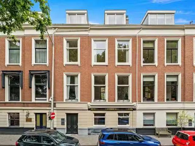 Huis te koop Dedelstraat 17 in Den Haag voor € 1.150.000