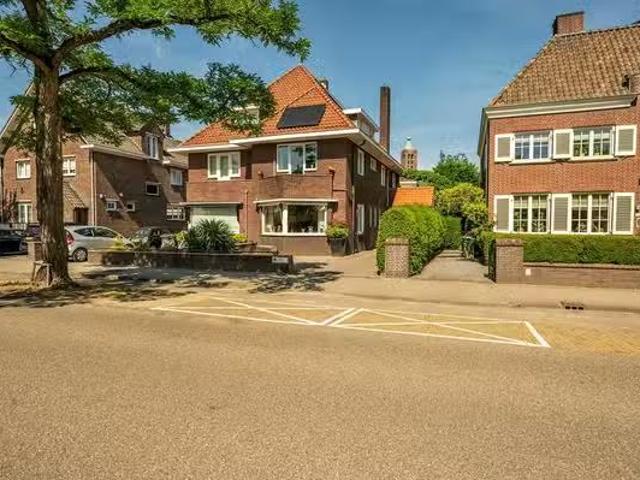 Huis te koop Deken van Oppensingel 29 in Venlo voor € 669.000