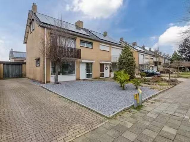 Huis te koop Diamanthof 15 in Venlo voor € 335.000