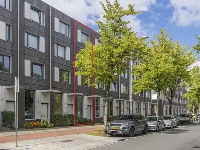 Huis te koop Dr. R. J. Fruinplantsoen 58 in Den Haag voor € 53.