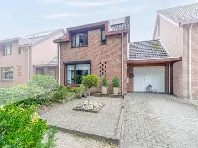 Huis te koop Kaldenkerkerweg in Venlo voor € 674.500