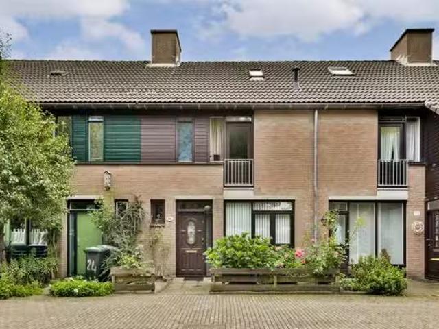 Huis te koop Kantershof in Amsterdam voor € 480.000