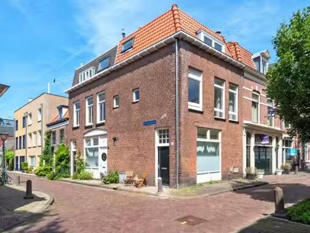 Huis te koop Kedoestraat 12 in Haarlem voor € 450.000