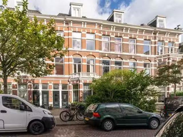 Huis te koop Kikkerstraat 22 in Den Haag voor € 400.000