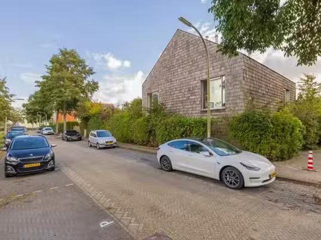 Huis te koop Hagenstraat 23 in Den Haag voor € 550.000