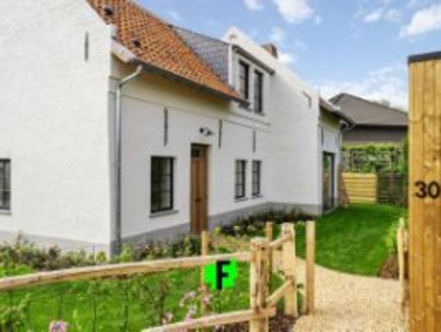 Huis te koop in Beveren Leie 8791