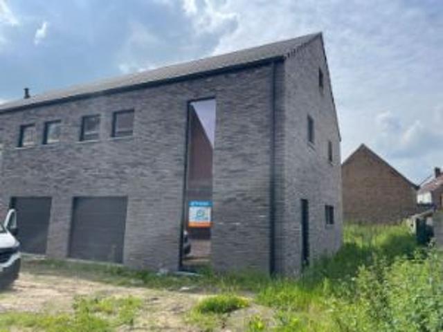 Huis te koop in Denderleeuw 9470