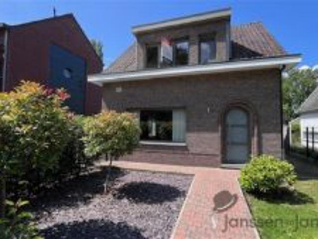 Huis te koop in Ekeren 2180