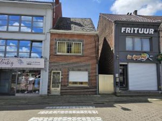Huis te koop in Moerbeke 9500