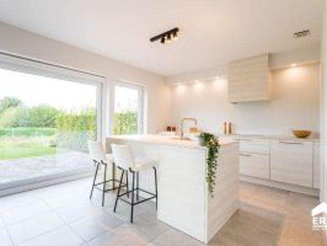 Huis te koop in Rumbeke 8800
