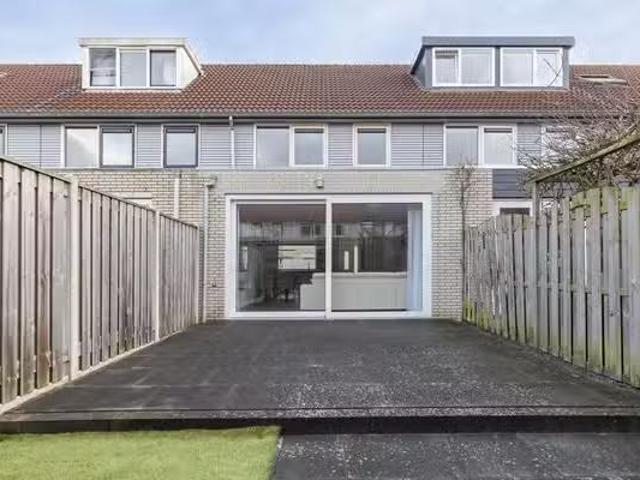 Huis te koop Okapistraat 27 in Almere voor € 435.000