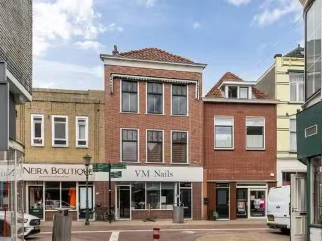 Huis te koop Oranjelaan 30 in Vlaardingen voor € 375.000