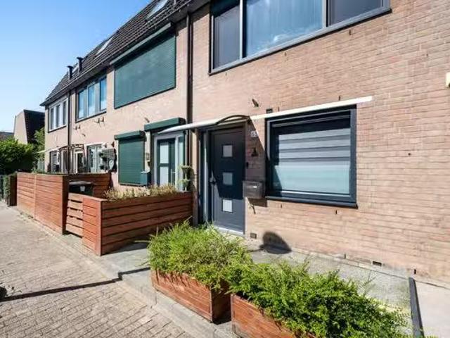 Huis te koop Loevesteinsingel 68 in Rotterdam voor € 375.000